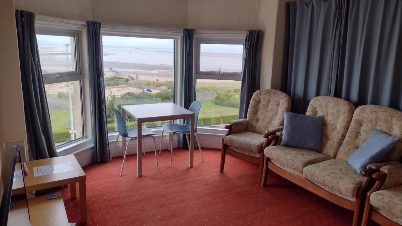 The Kathrene Second Floor Sea View Lejlighed Fleetwood Eksteriør billede